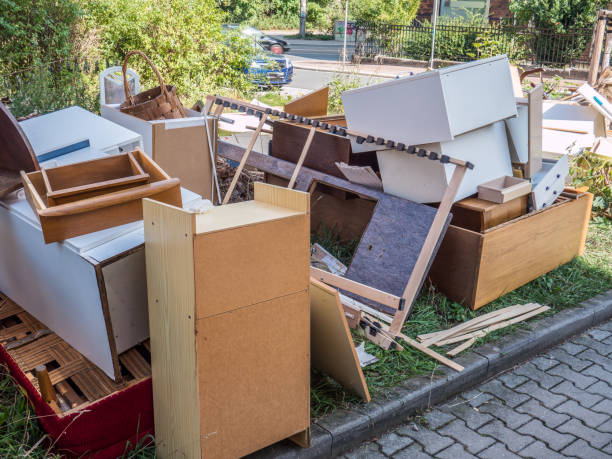 Best Basement Cleanout Services  in Wamac, IL